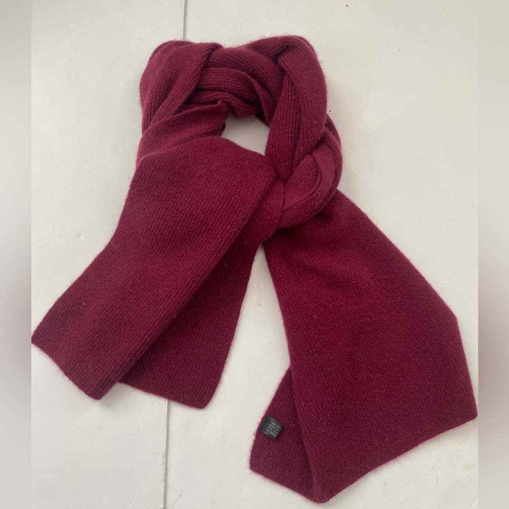 Benetton burgundy 100% cashmere scarf rectangle 56” L